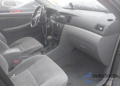 2004 Toyota Corolla Ce z USA, uszkodzony, nr VIN 1NXBR32E34Z268267